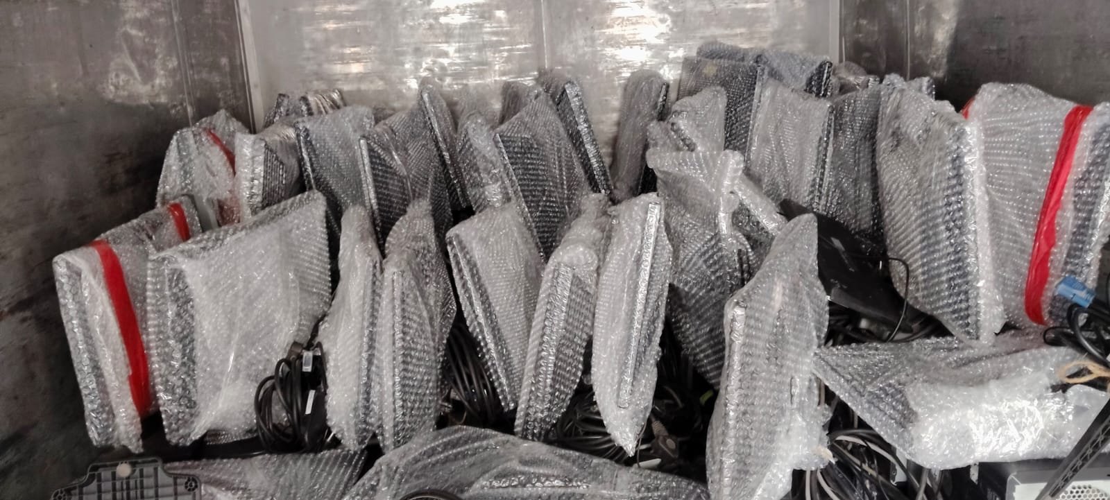 Loading & Unloading Support - Siva Krishna Packers and Movers Vijayawada